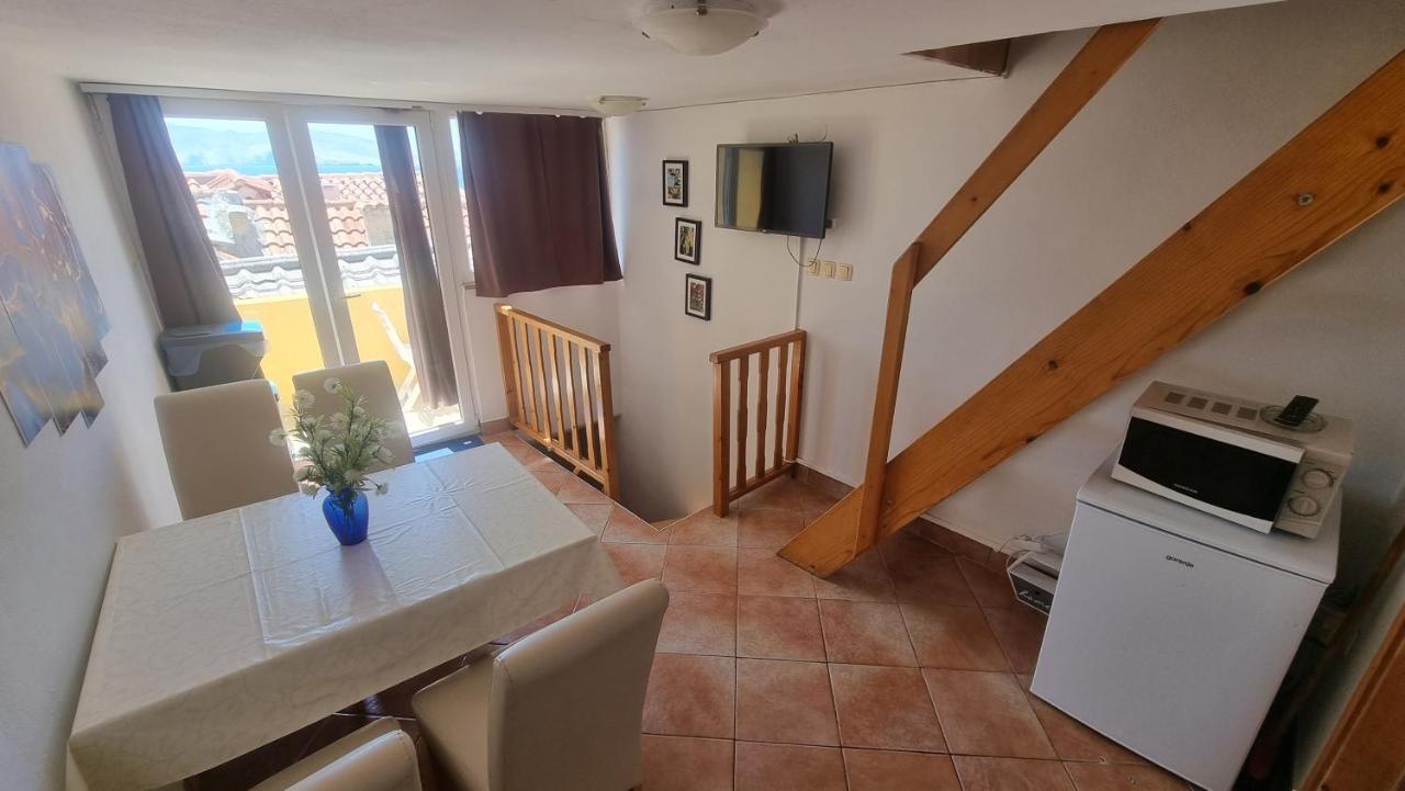 Apartment Igor With Balcony And Sea View Baska  Exterior photo